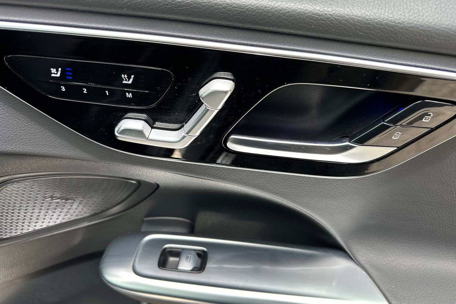 Certified 2022 Mercedes-Benz C 300 Sedan image 21