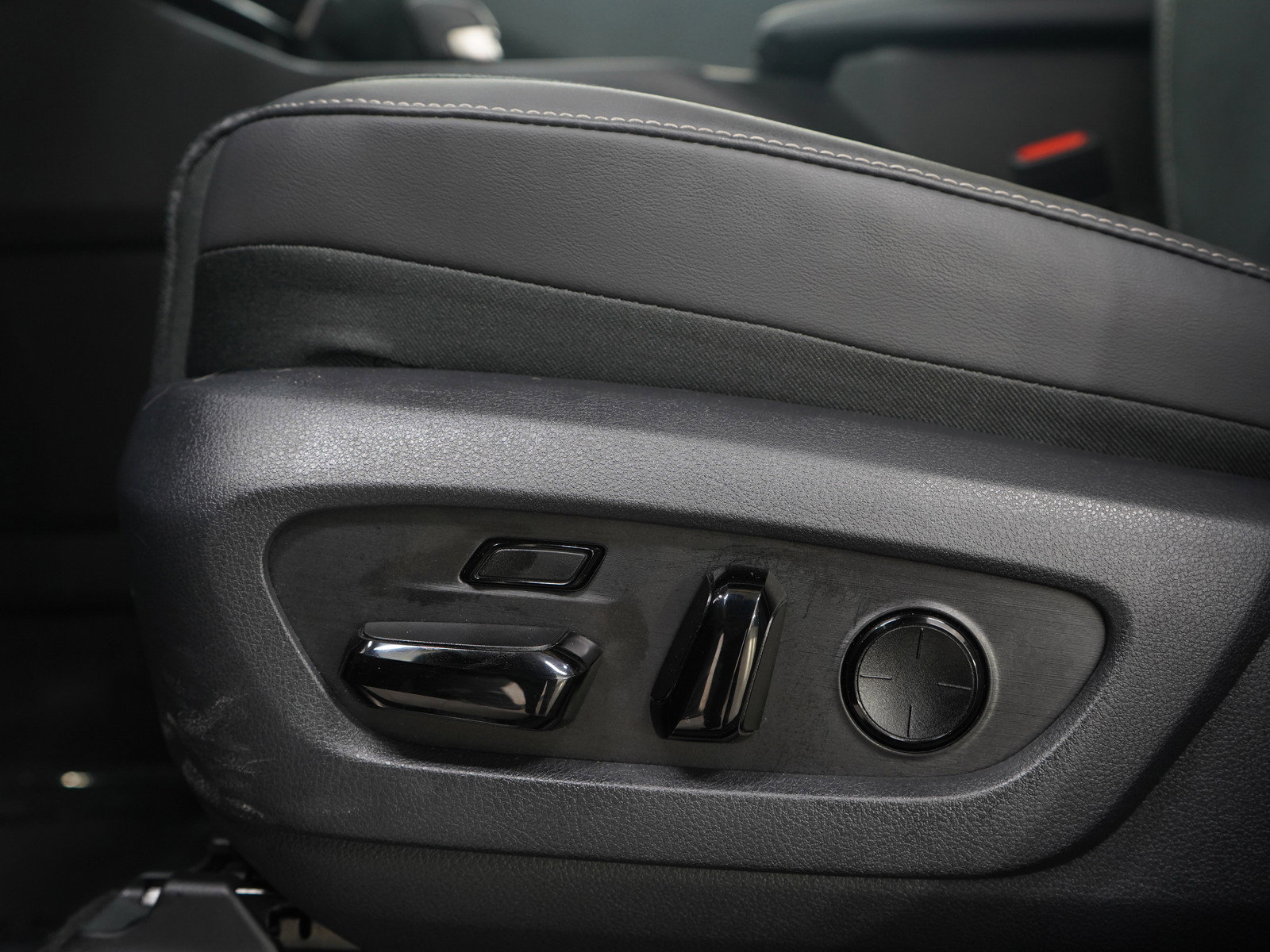 Used 2025 Lexus TX 350 AWD image 23