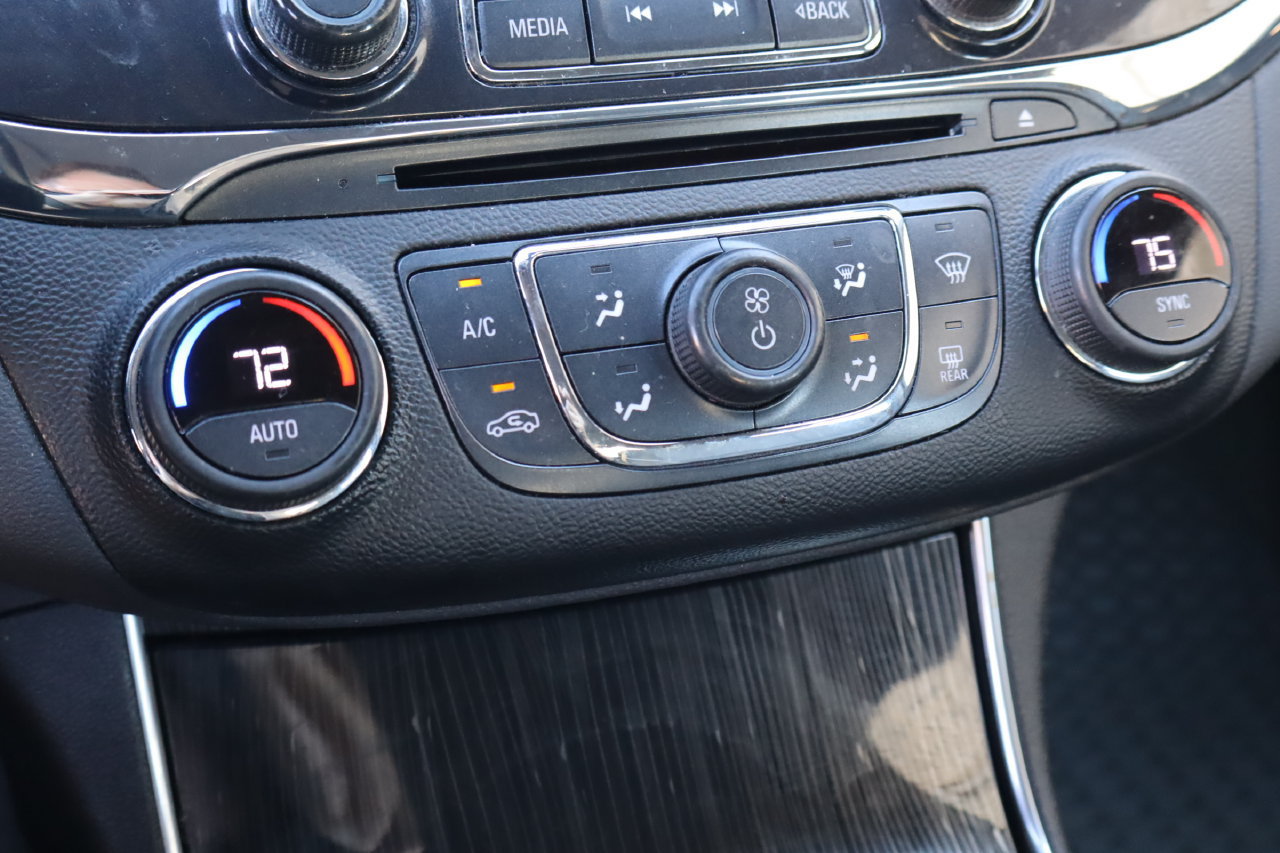 Used 2017 Chevrolet Impala Premier FWD image 23