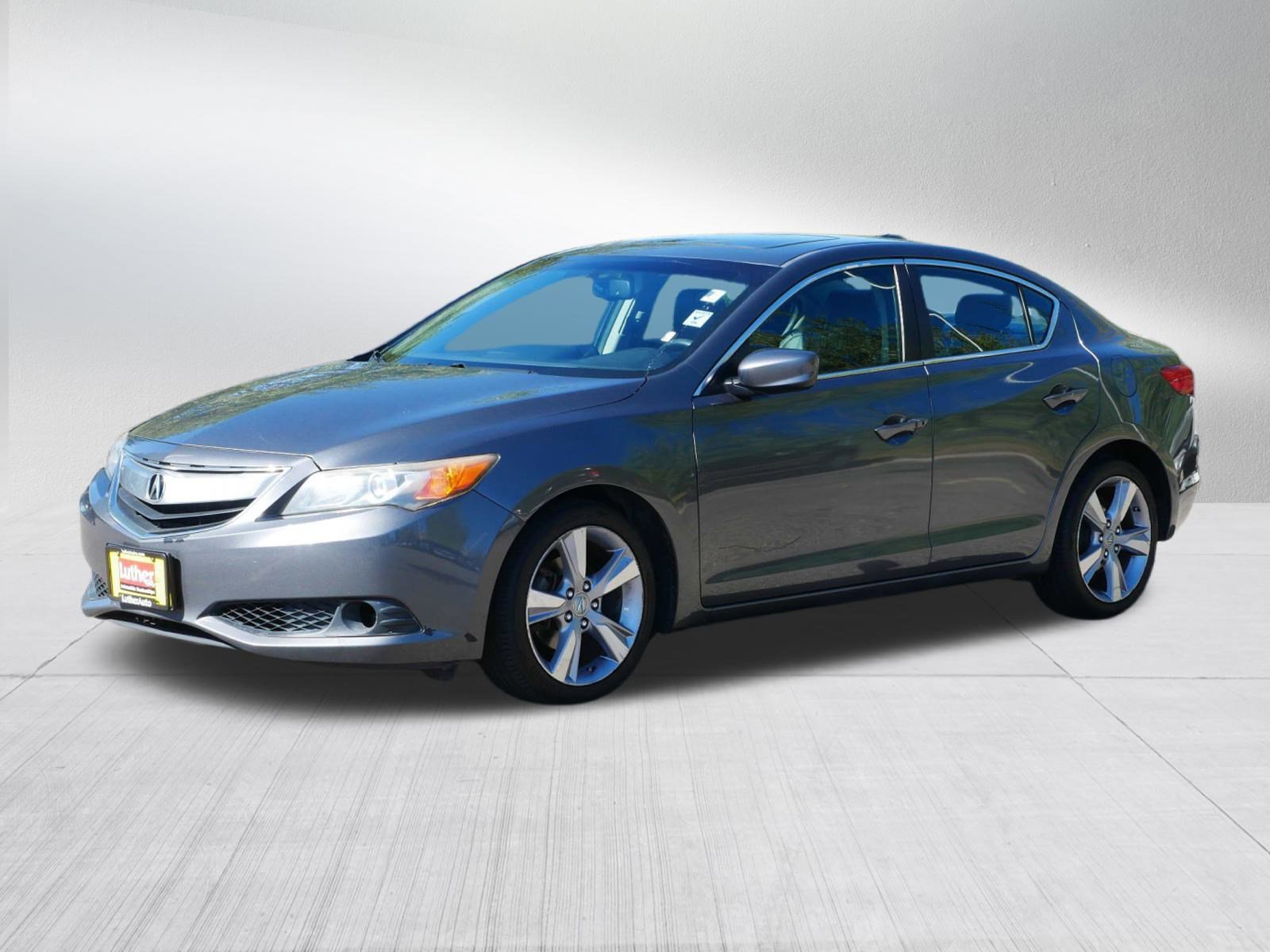 Used 2013 Acura ILX Premium Pkg image 3