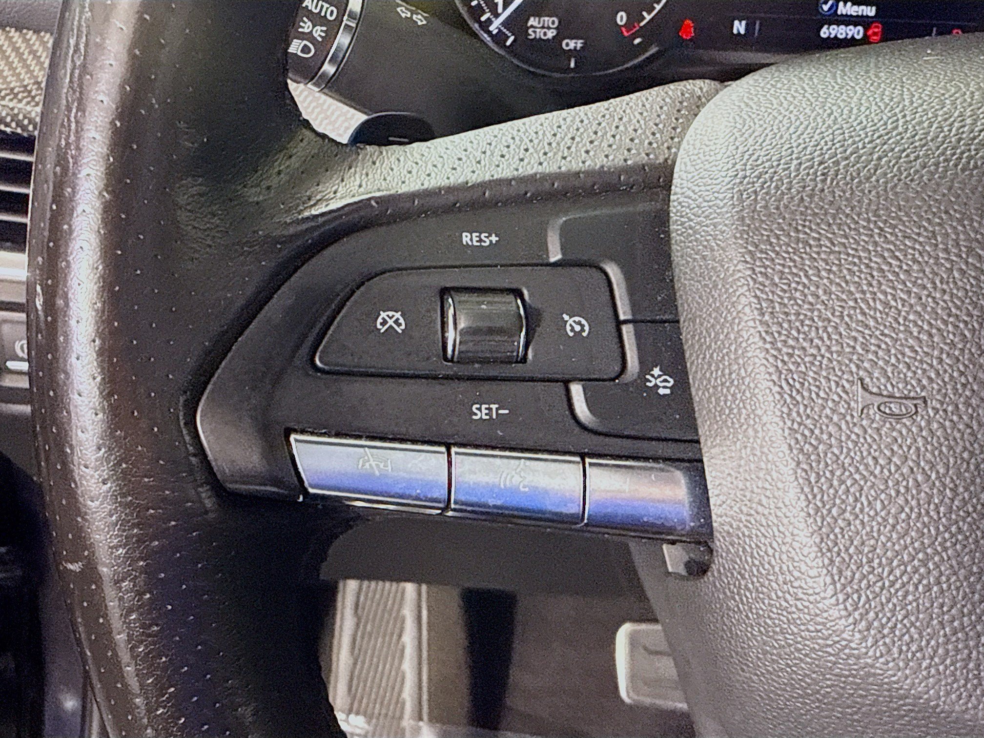 Used 2023 Cadillac XT4 Sport FWD image 14