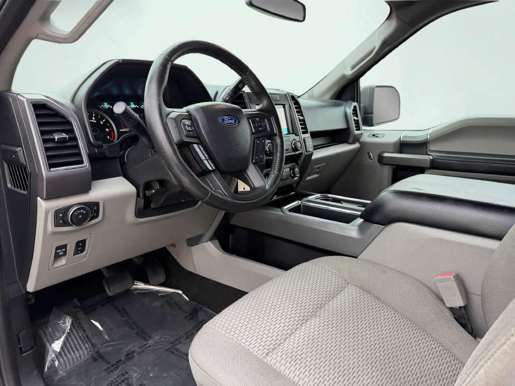 Used 2019 Ford F150 XLT w/ Equipment Group 302A Luxury RWD image 32