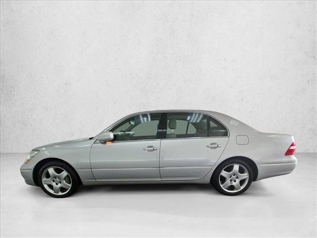 Used 2005 Lexus LS 430 RWD image 9