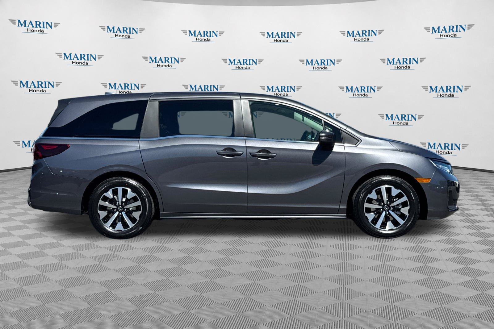 New 2026 Honda Odyssey EX-L image 2