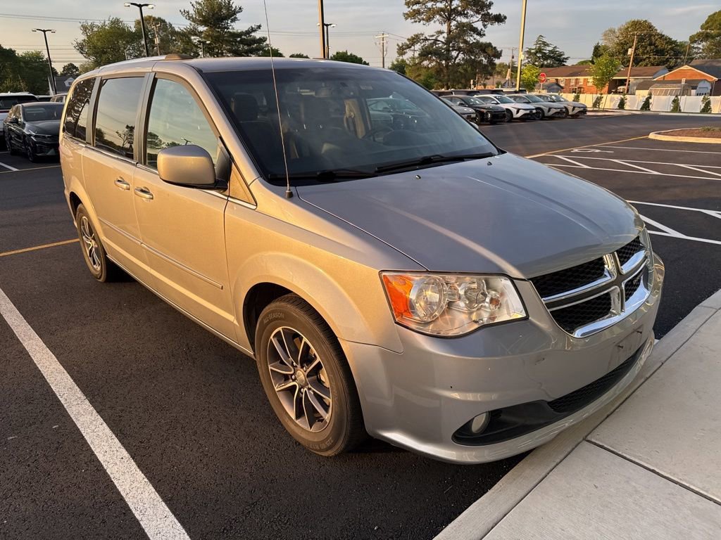 Used 2017 Dodge Grand Caravan SXT