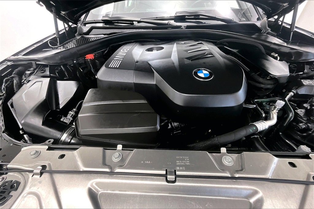 Used 2025 BMW 330i xDrive 330i xDrive image 9