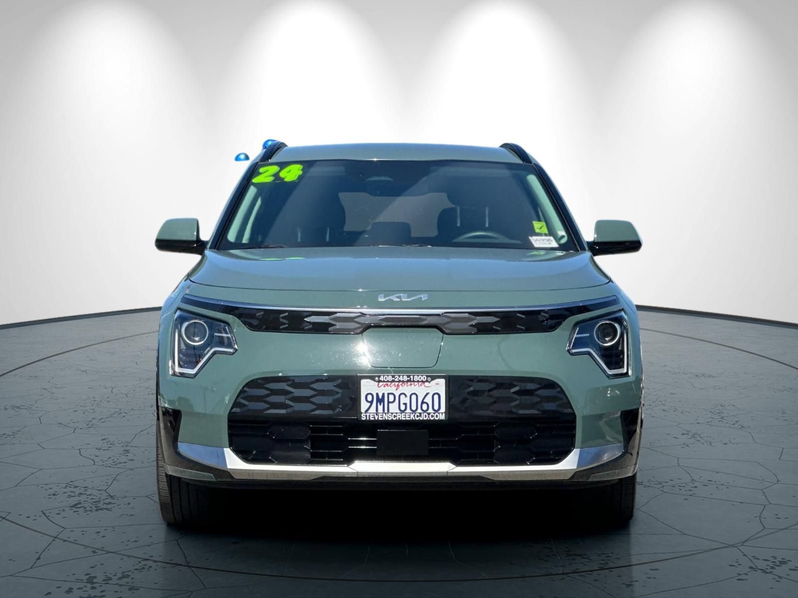 Used 2024 Kia Niro Wind FWD image 9