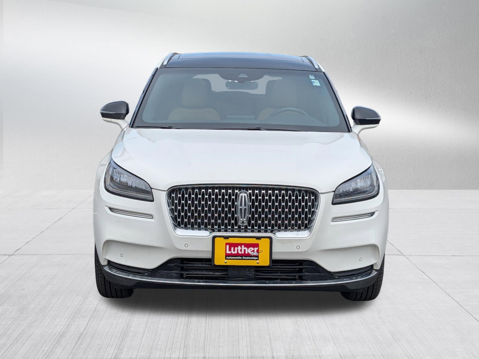 Used 2022 Lincoln Corsair Reserve w/ Equipment Group 201A image 2