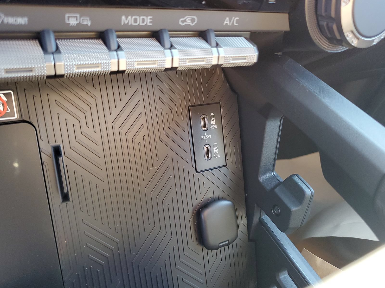New 2026 Toyota 4Runner TRD Off-Road Premium AWD/4WD image 30