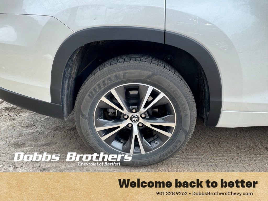 Used 2017 Toyota Highlander Plus image 10