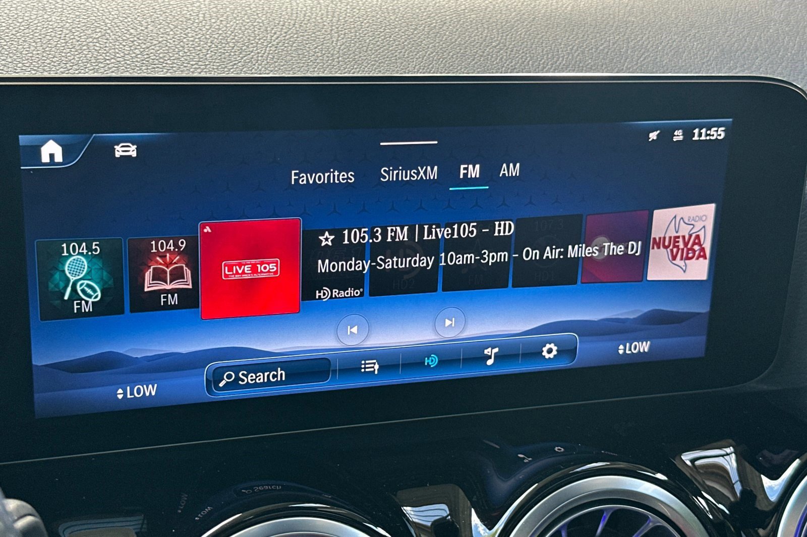 Certified 2025 Mercedes-Benz GLA 35 AMG 4MATIC image 24