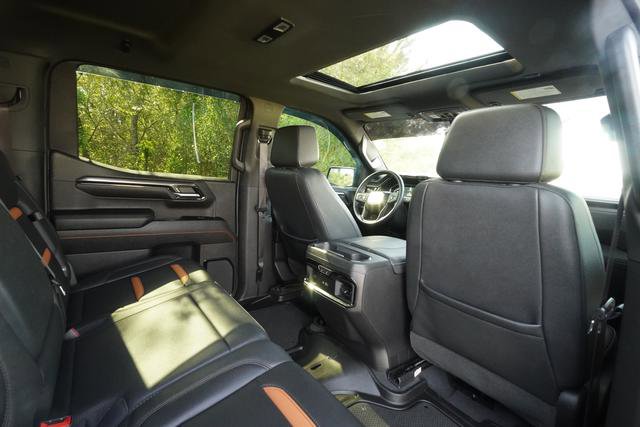 Used 2023 GMC Sierra 1500 AT4 w/ AT4 Premium Package image 27