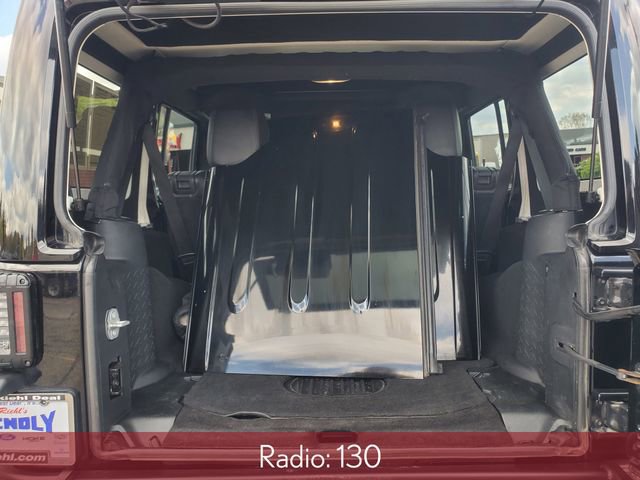 Used 2016 Jeep Wrangler Unlimited Sahara AWD/4WD image 9