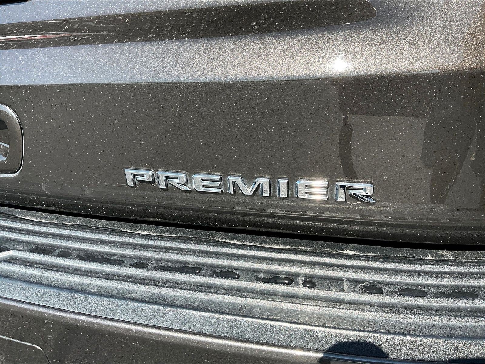 Used 2021 Chevrolet Tahoe Premier AWD/4WD image 24
