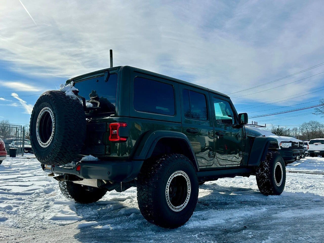 Used 2022 Jeep Wrangler Unlimited Rubicon w/ Trailer Tow Package image 57