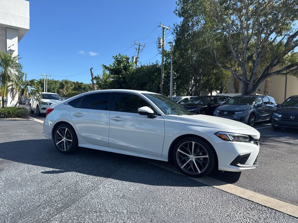 Used 2023 Honda Civic Touring image 4