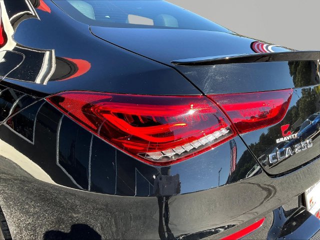 Used 2023 Mercedes-Benz CLA 250 4MATIC image 25