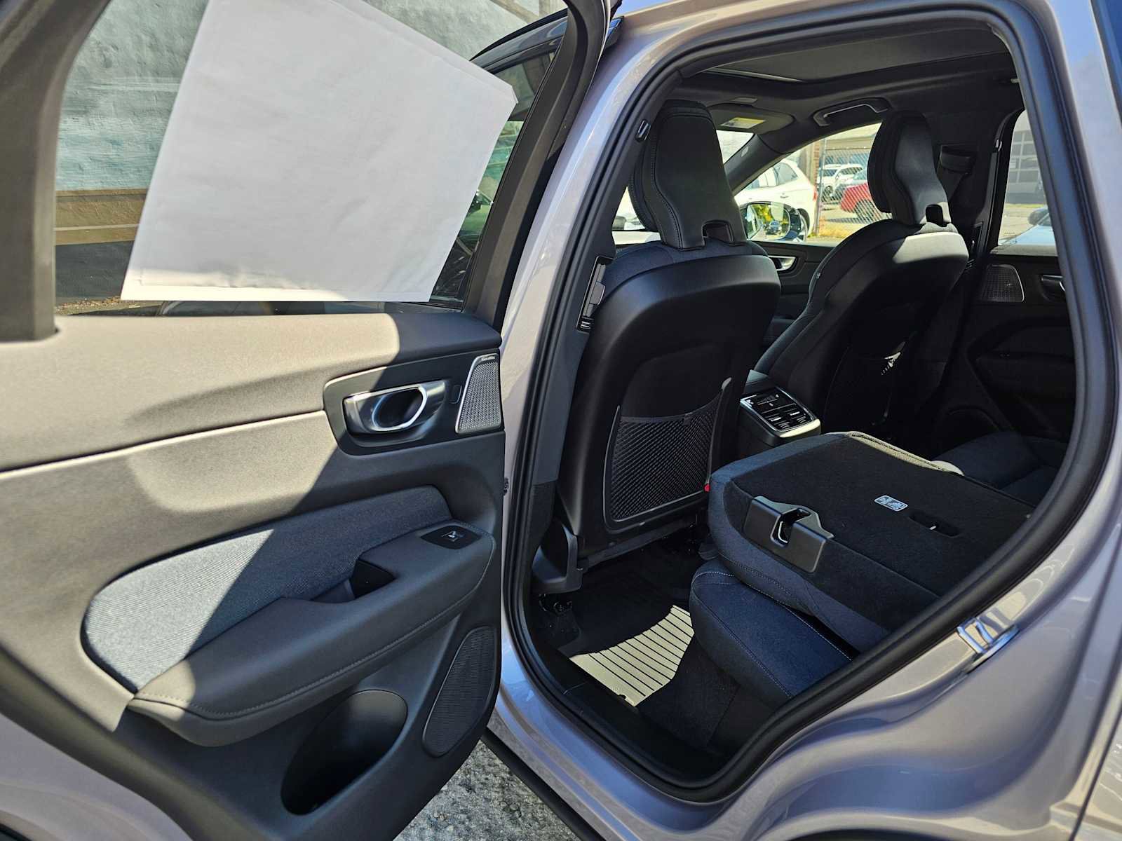 New 2026 Volvo XC60 B5 Ultra w/ Protection Package Premier image 18