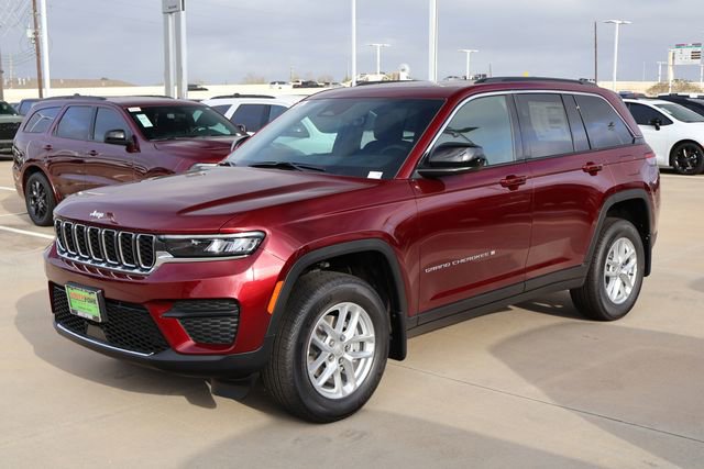 New 2026 Jeep Grand Cherokee Laredo X image 3