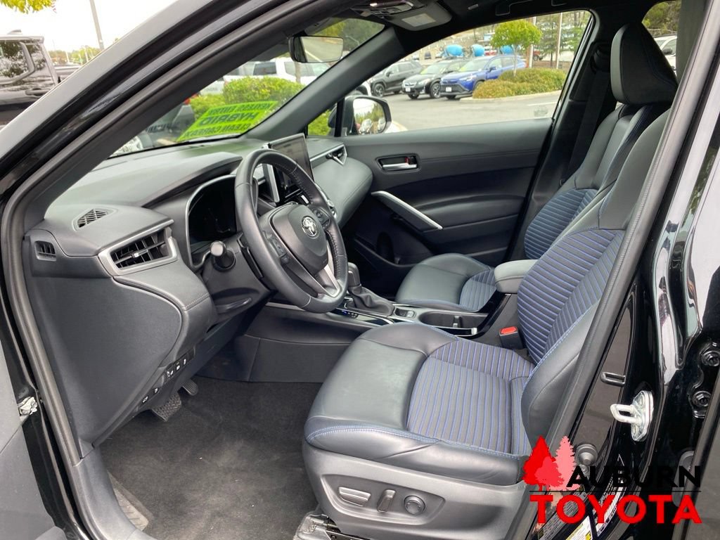Used 2023 Toyota Corolla Cross AWD Hybrid w/ Convenience Package image 33