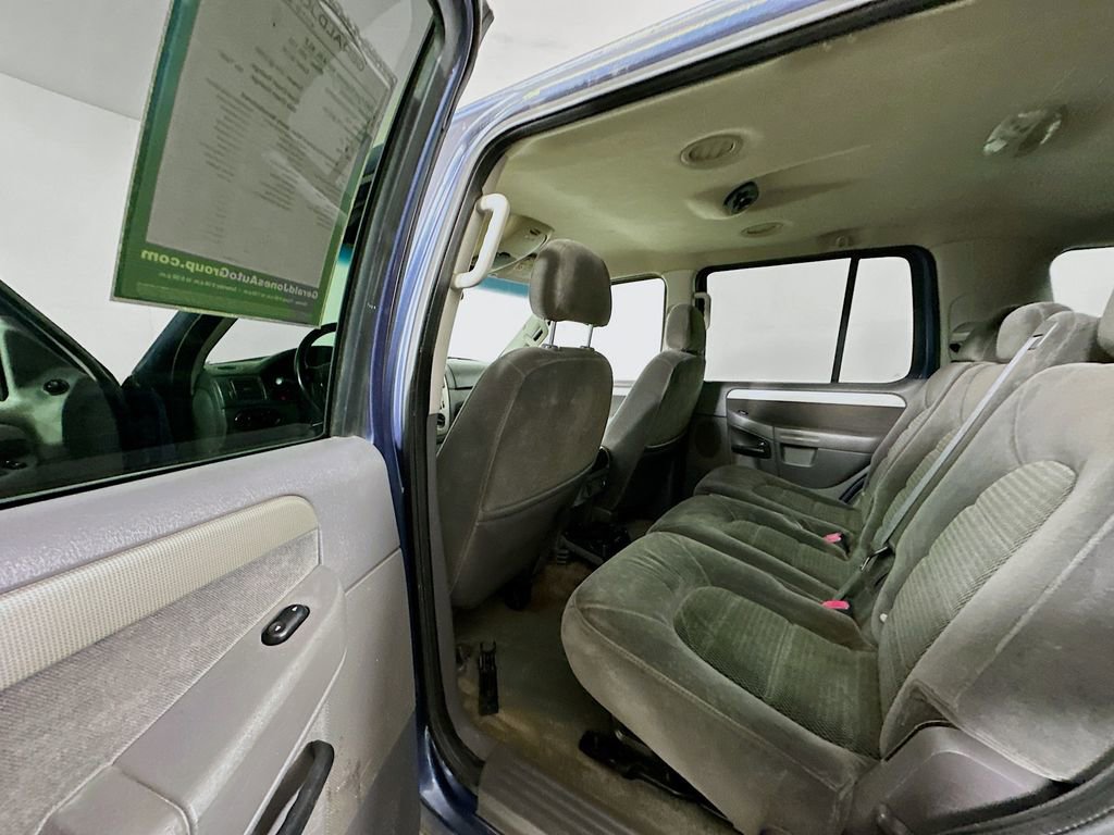 Used 2003 Ford Explorer XLT RWD image 16