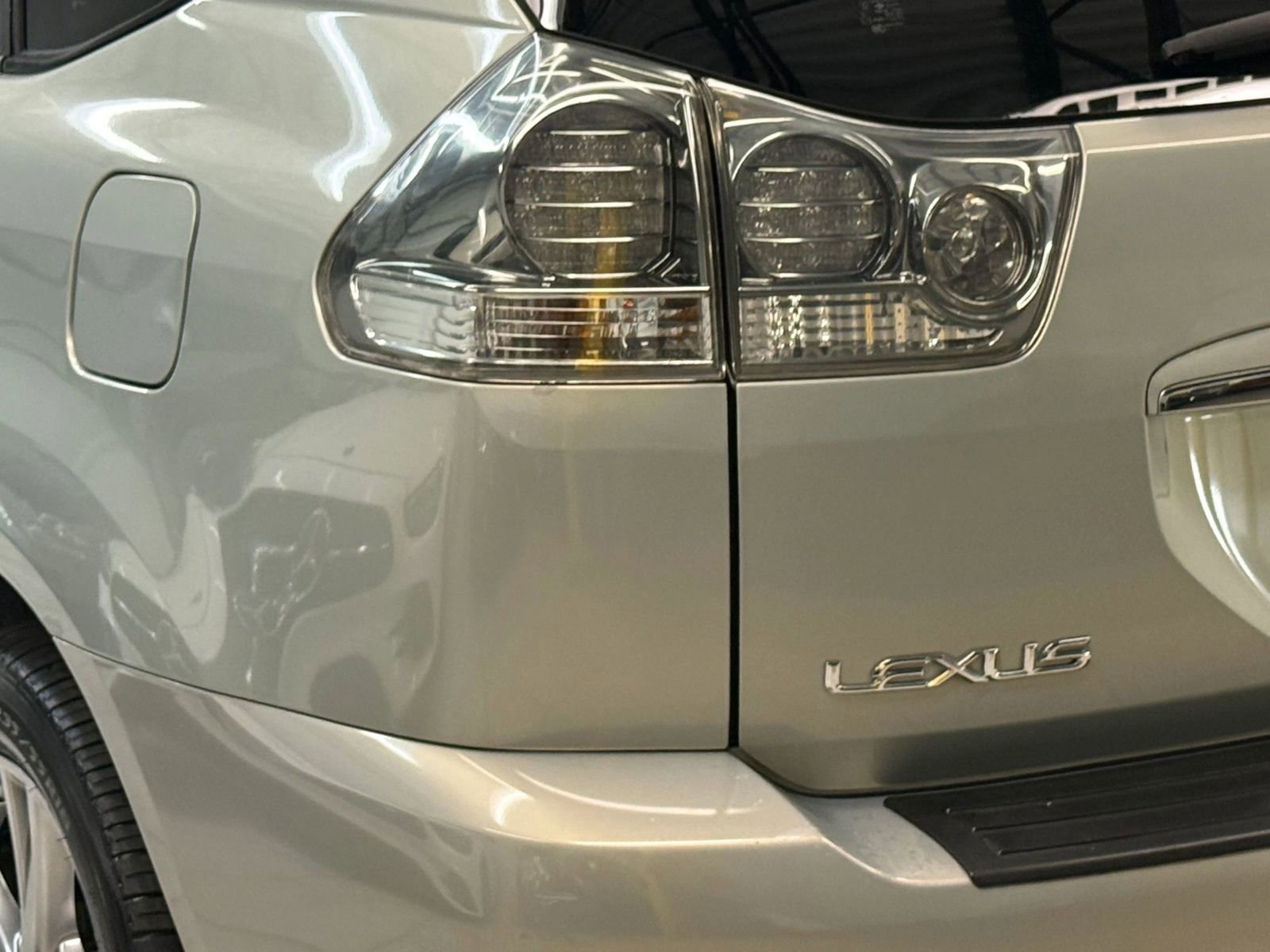 Used 2006 Lexus RX 400h 2WD image 12