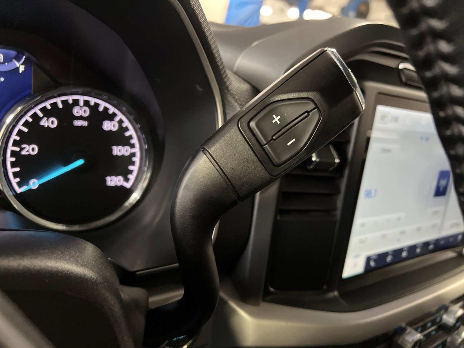 Certified 2022 Ford F150 XLT w/ Equipment Group 302A High image 21