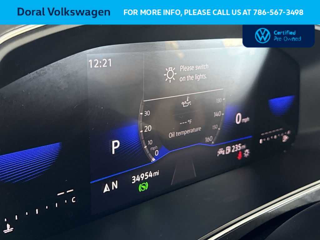 Used 2023 Volkswagen Tiguan SE FWD image 16
