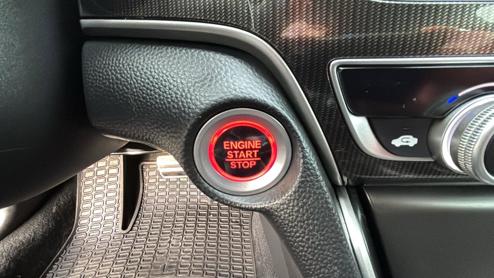 Used 2018 Honda Accord Sport image 10