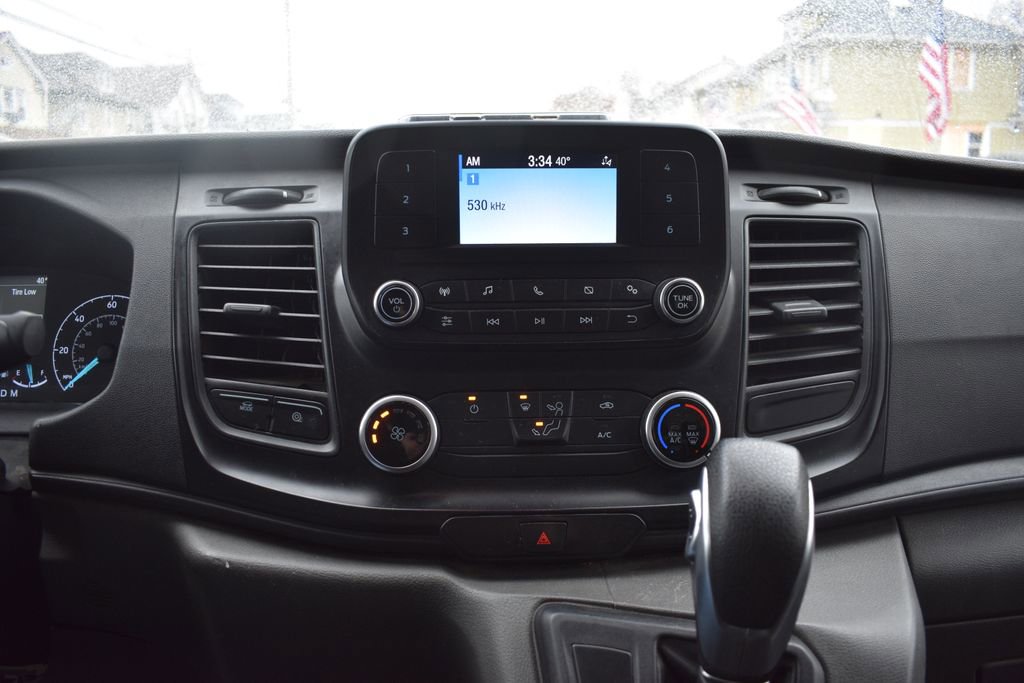 Used 2022 Ford Transit 350 DRW image 19