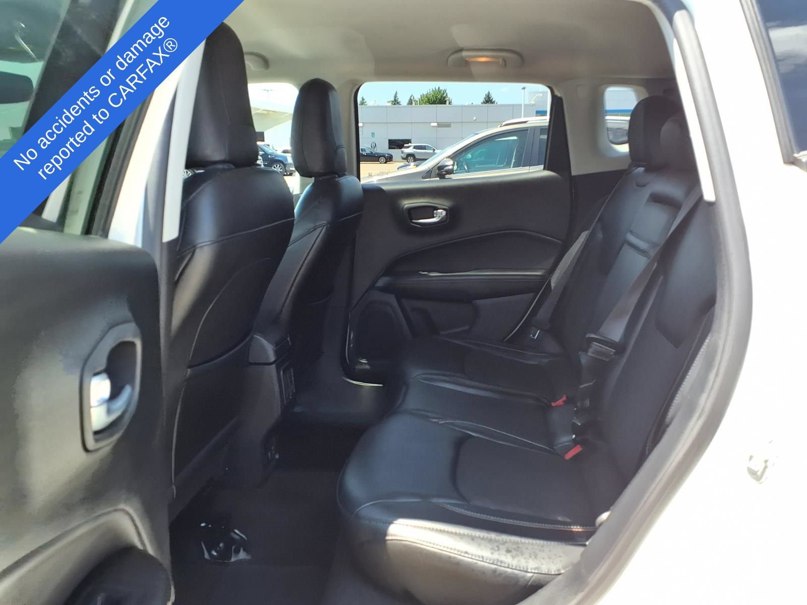 Used 2017 Jeep Compass Latitude w/ Popular Equipment Group AWD/4WD image 13