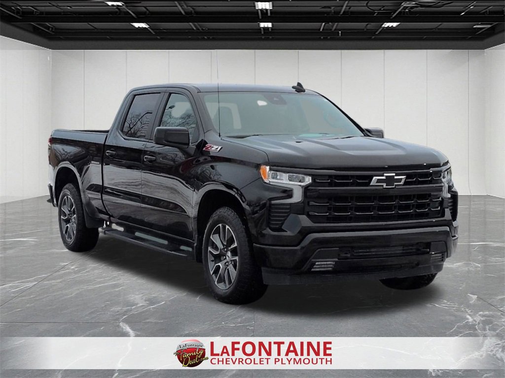 Used 2022 Chevrolet Silverado 1500 RST image 2
