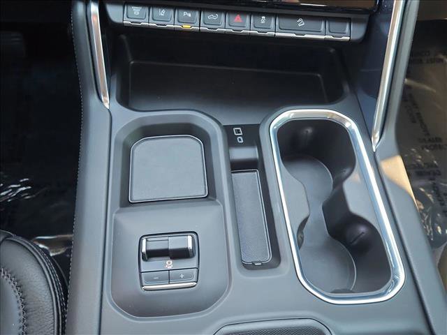 Used 2024 GMC Sierra 3500 Denali w/ Denali Reserve Package image 11