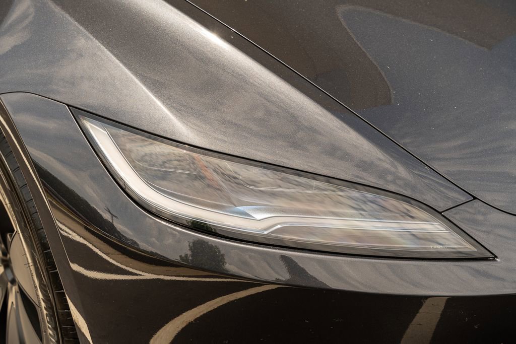Used 2025 Tesla Model 3 RWD image 9