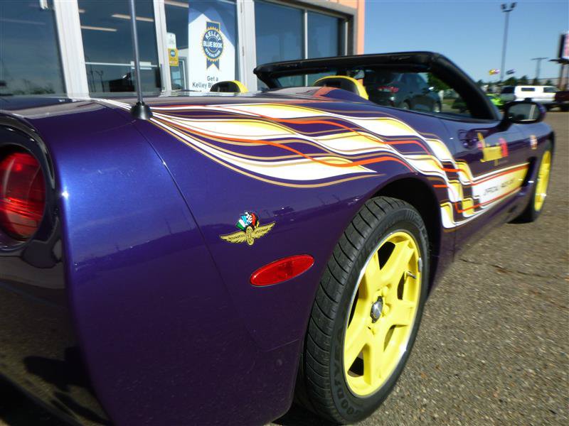 Used 1998 Chevrolet Corvette Convertible w/ Memory Pkg RWD image 5