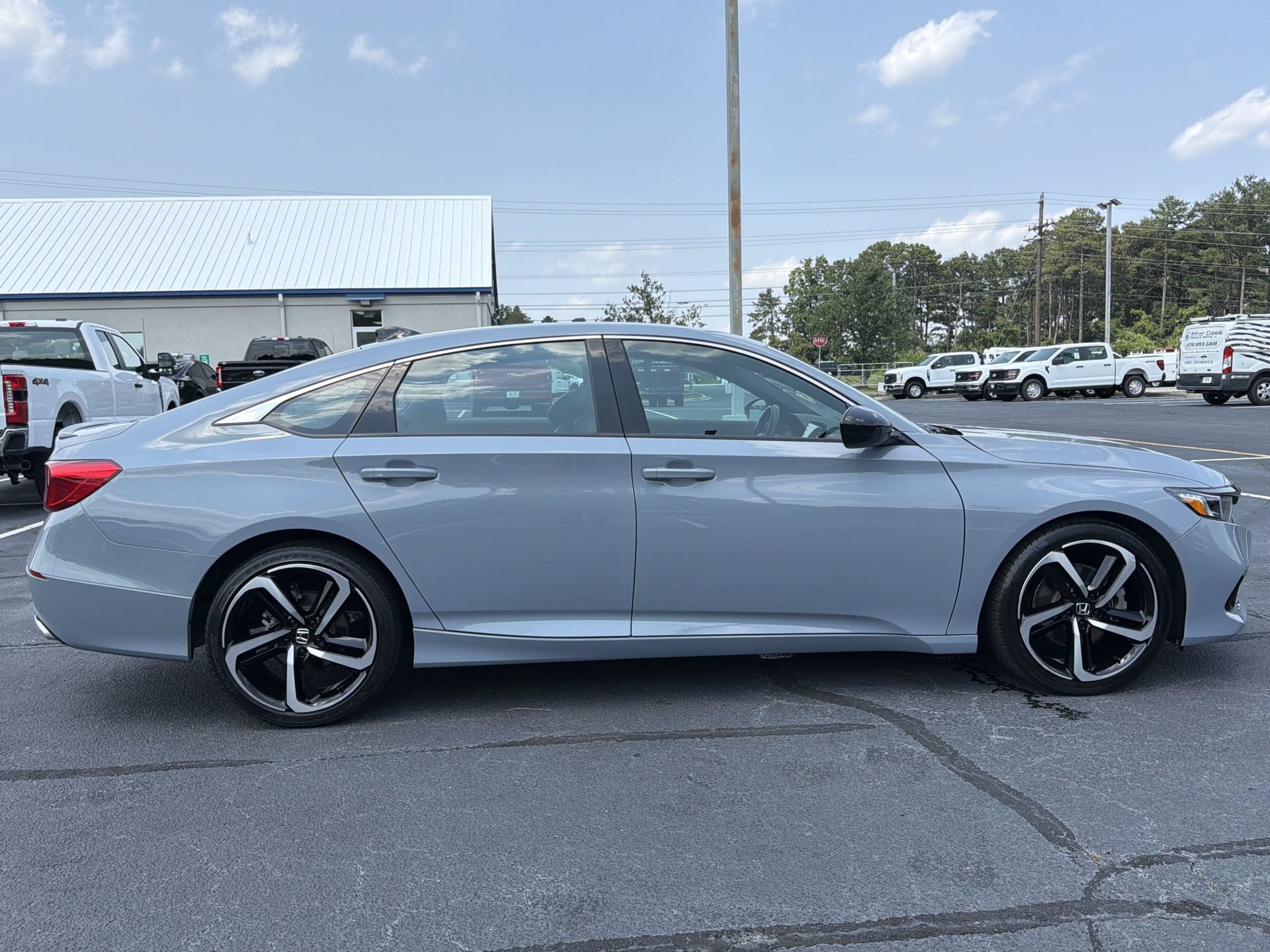Used 2022 Honda Accord Sport image 22