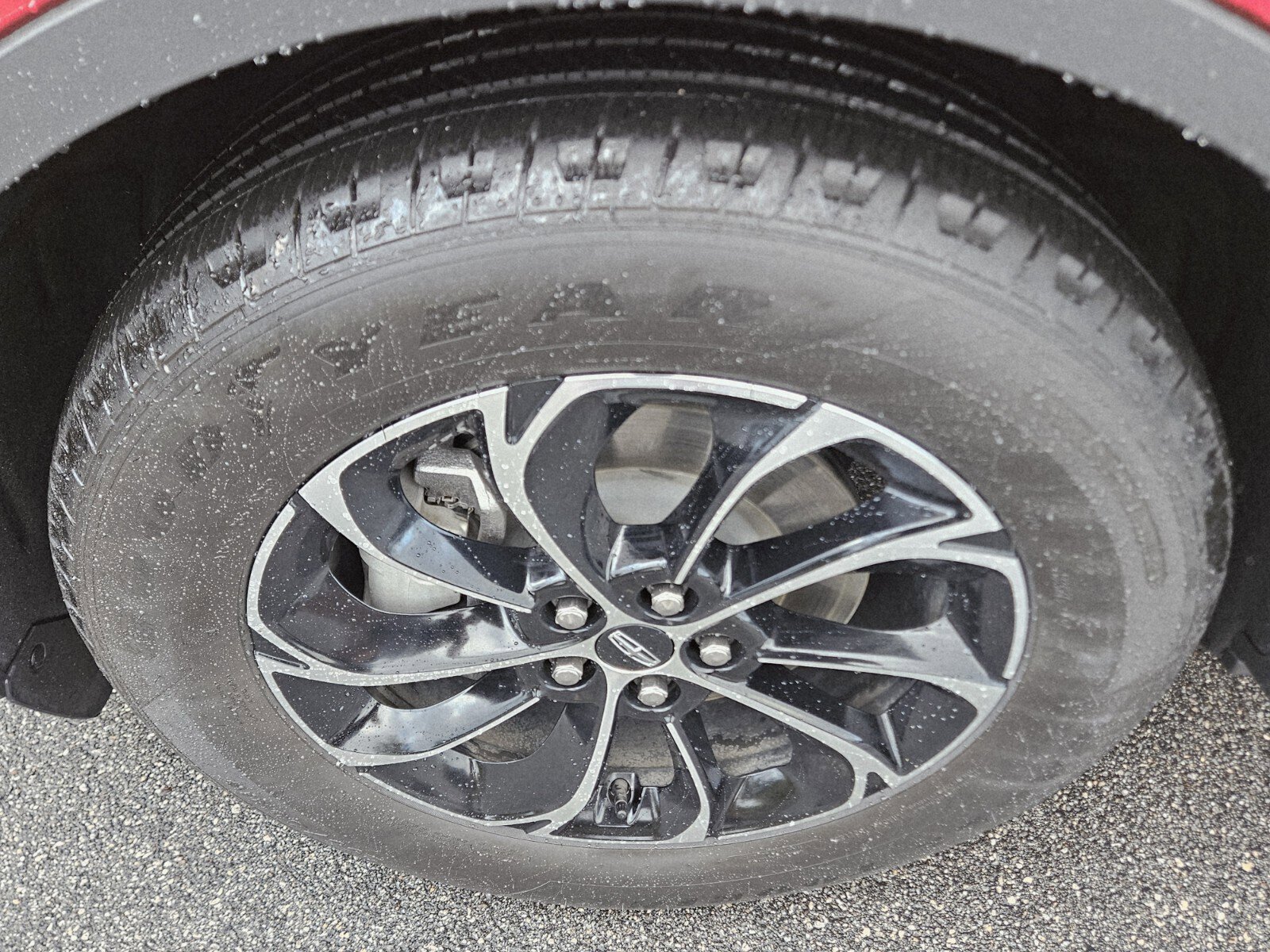 Used 2024 Lincoln Nautilus Premier image 10