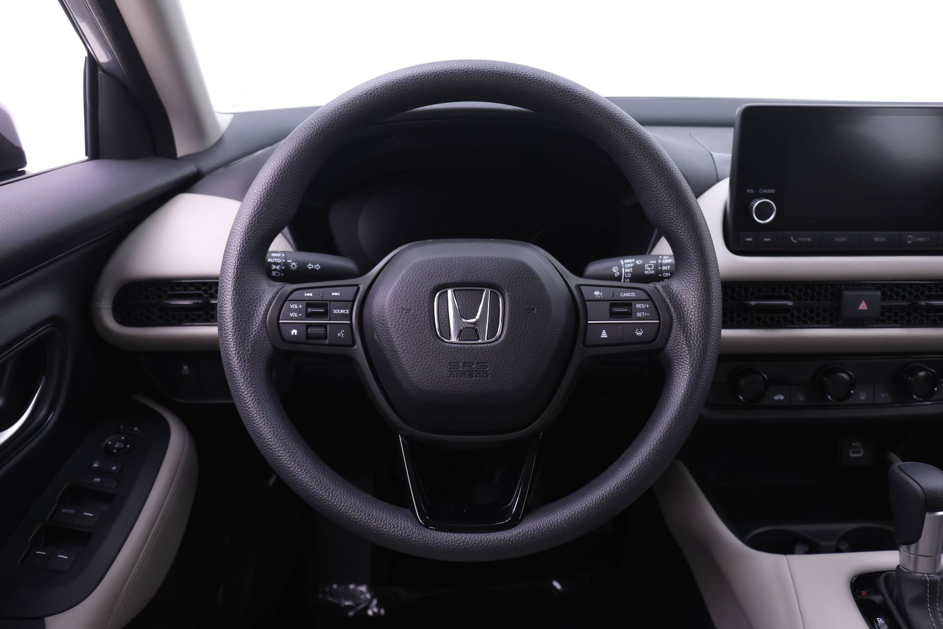 Certified 2025 Honda HR-V LX image 14