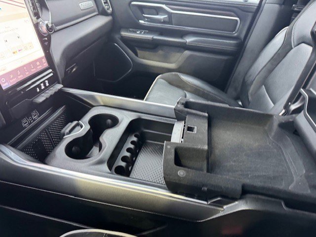 Used 2025 RAM 1500 Laramie w/ Sport Appearance Package image 23