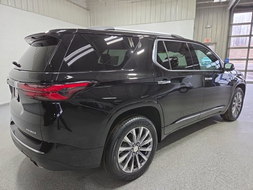 Used 2022 Chevrolet Traverse Premier AWD/4WD image 7