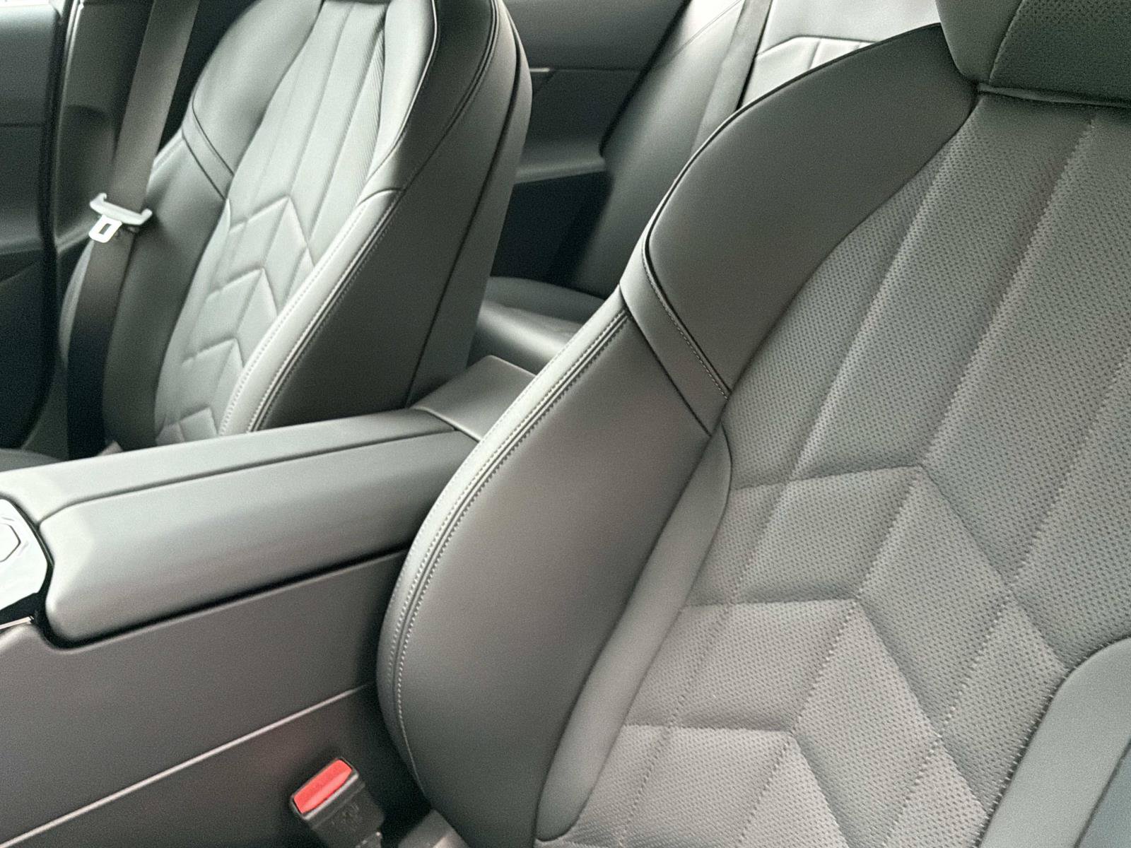 Certified 2026 BMW 530i RWD image 20