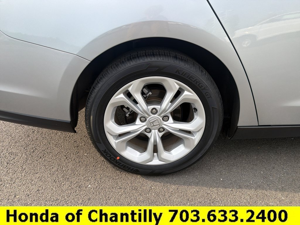Certified 2025 Honda Accord LX image 30