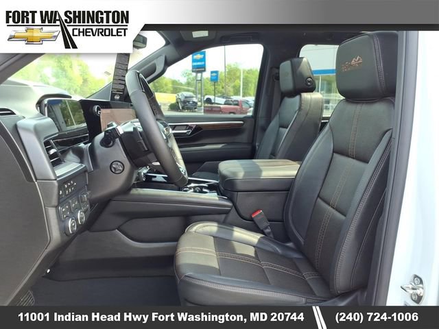 New 2026 Chevrolet Suburban High Country image 8