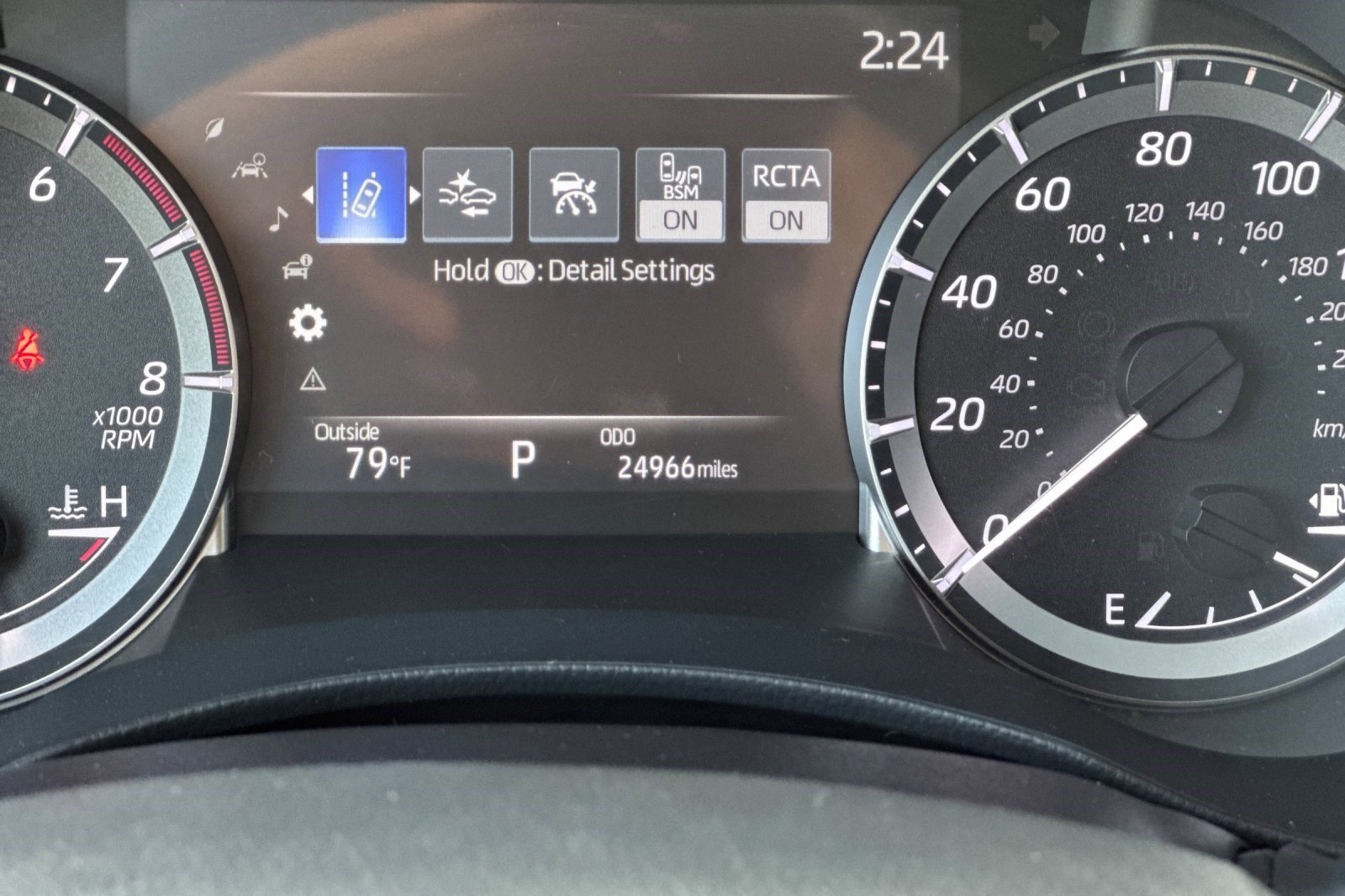 Used 2025 Toyota Highlander LE image 23