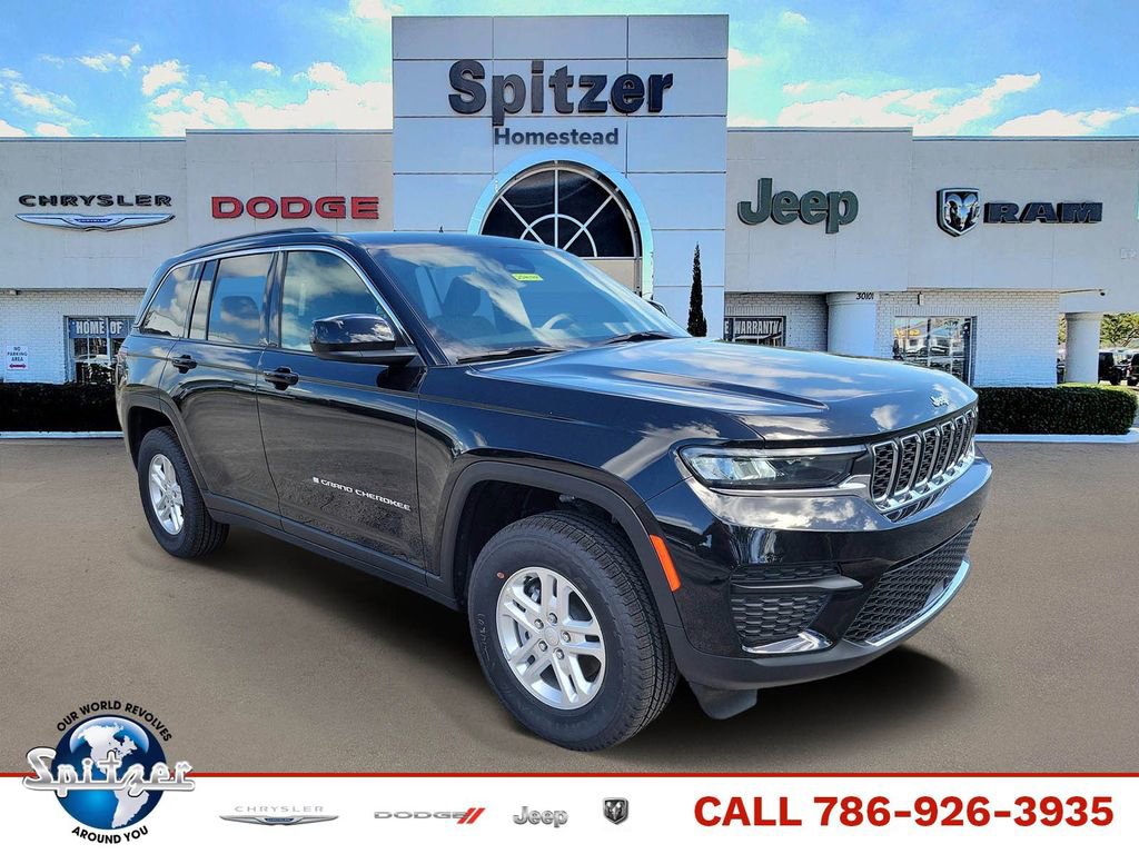 New 2025 Jeep Grand Cherokee Laredo w/ Luxury Tech Group I AWD/4WD image 1