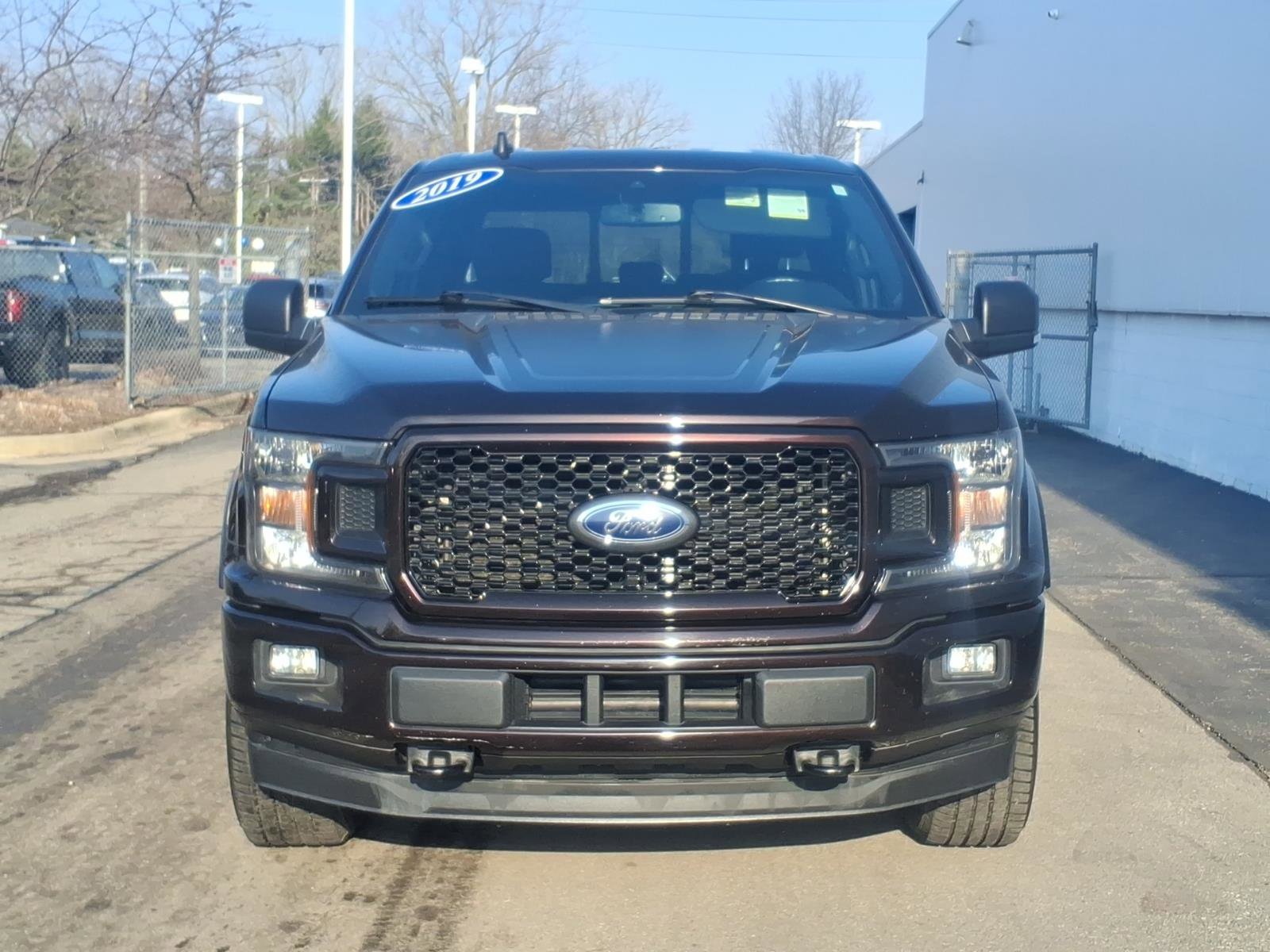 Used 2019 Ford F150 XLT w/ Equipment Group 302A Luxury image 2