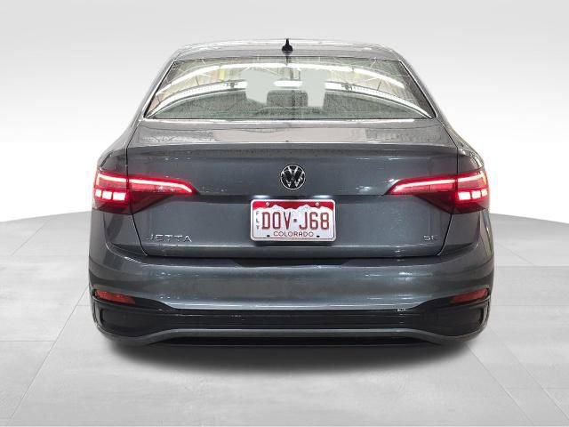 Used 2024 Volkswagen Jetta SE image 6