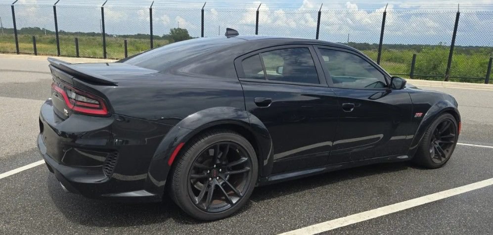 Used 2023 Dodge Charger Scat Pack RWD image 2