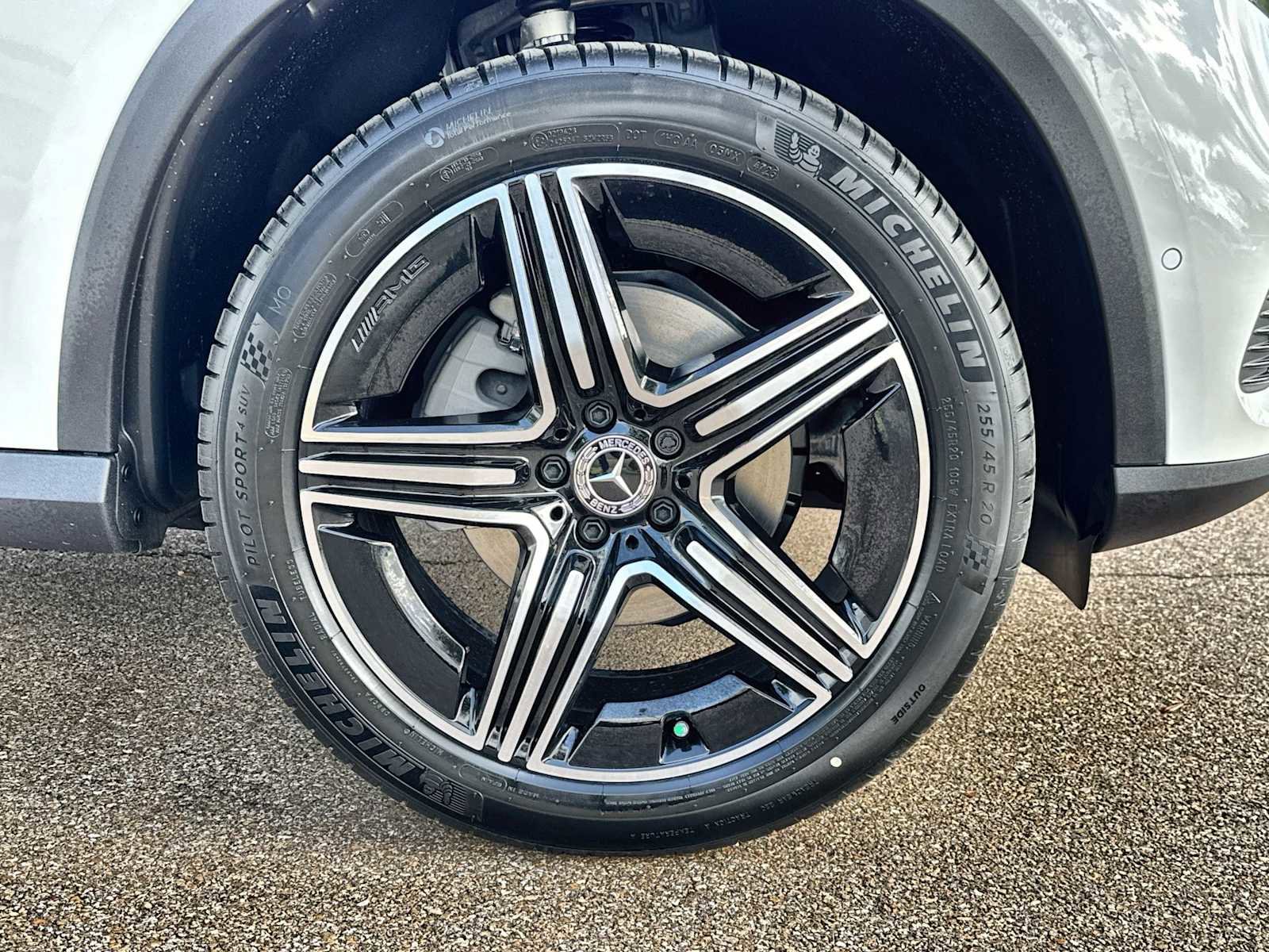 New 2026 Mercedes-Benz GLC 300 image 14