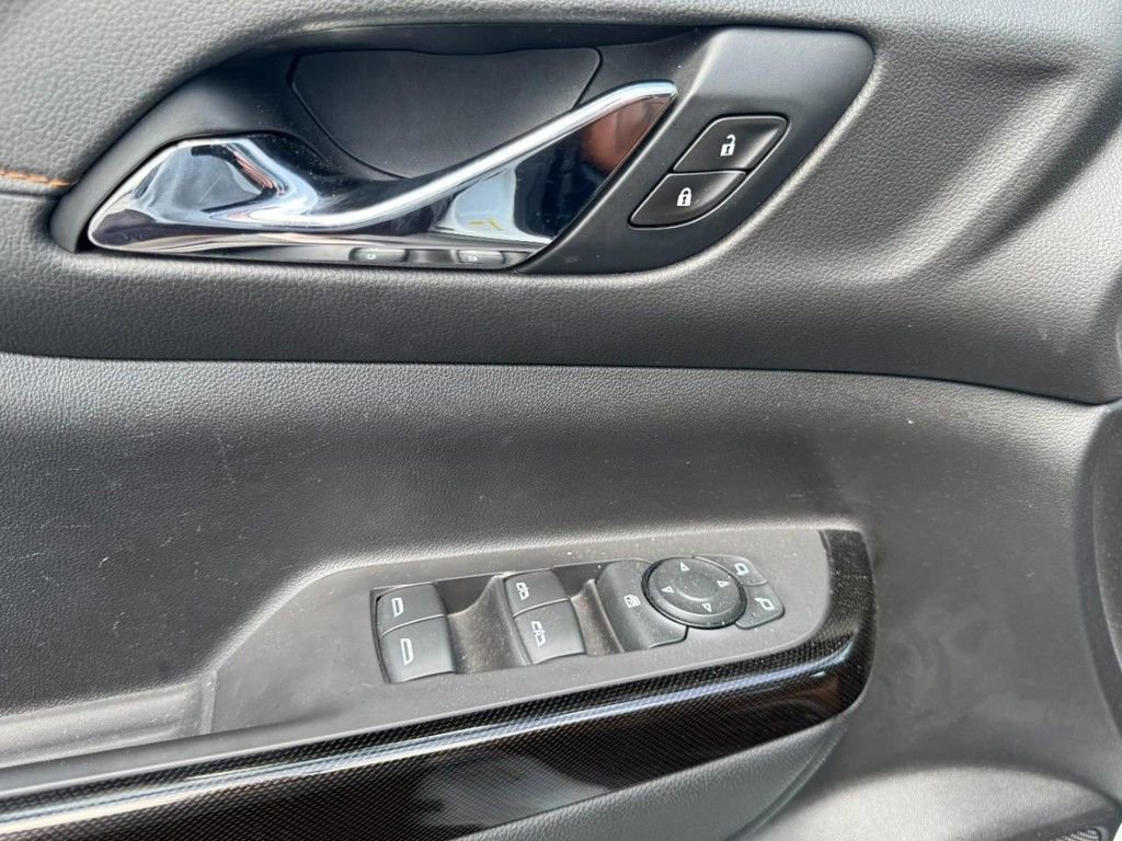 Used 2020 GMC Acadia AT4 AWD/4WD image 16